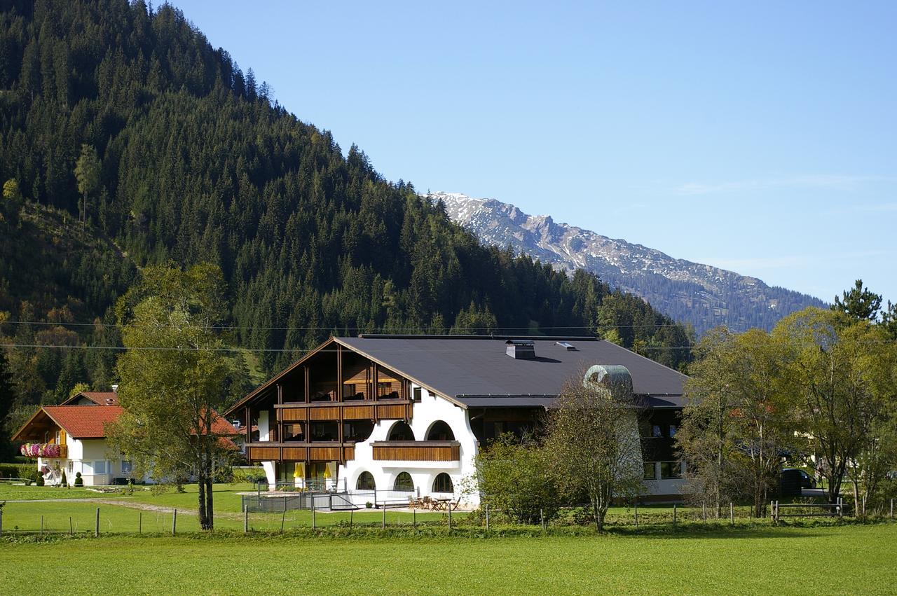Landhaus Schnoeller Tannheim Eksteriør bilde